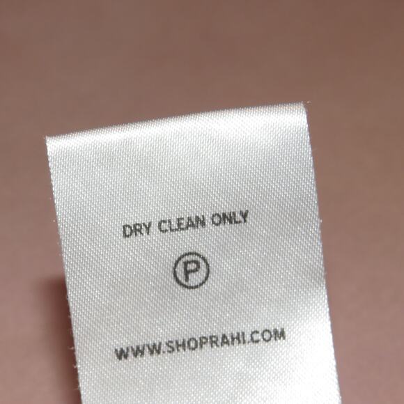 Rahi White Marbella Blossom Puff Sleeve Eyelet Trim Sweetheart Top - Picture 12 of 12